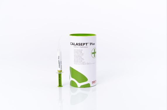 Calasept® Plus, 41% Calcium Hydroxide, pH 12.4+; 4x 1.5 mL Syringes + Autoclavable Flexi Tips